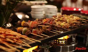 nha-hang-rockets-bbq-buffet-khu-nha-o-binh-chanh-1
