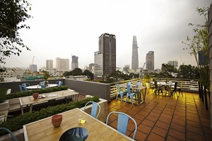 nha-hang-rom-bbq-luu-van-lang-1a