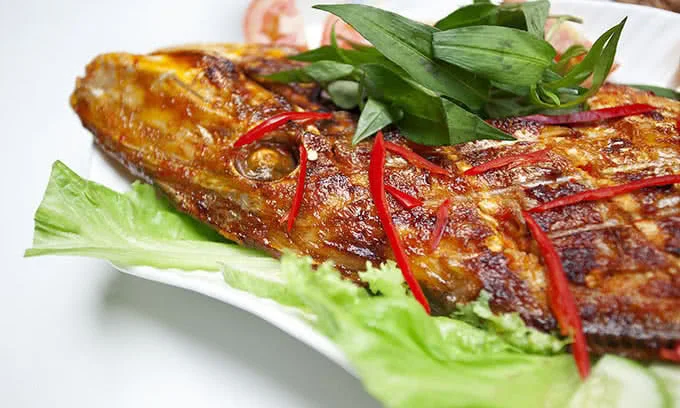 nha-hang-sai-gon-xua-va-nay-37-nguyen-trung-truc-quan-1-3
