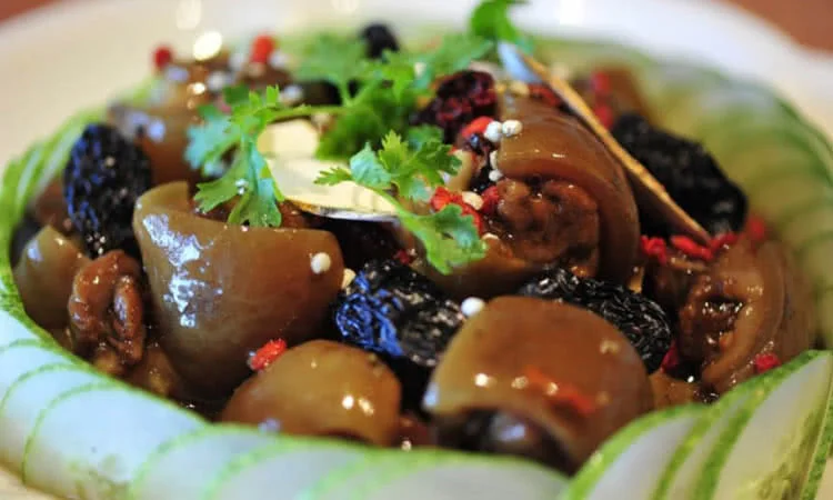 nha-hang-sai-gon-xua-va-nay-37-nguyen-trung-truc-quan-1-5
