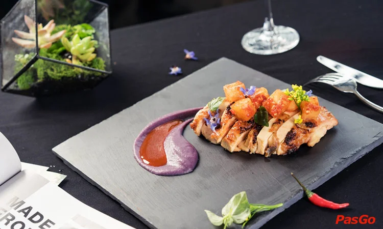 saigon-fusion-kitchen-and-bar-nguyen-thai-binh-3