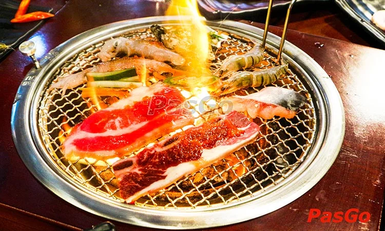 nha-hang-sakaku-bbq-times-city-slide-5