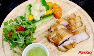 nha-hang-salmon-house-le-quang-hoa-5