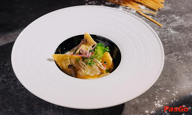 Nhà hàng Seron Bistro Lounge Triệu Việt Vương Chuyên món Á Âu 5
