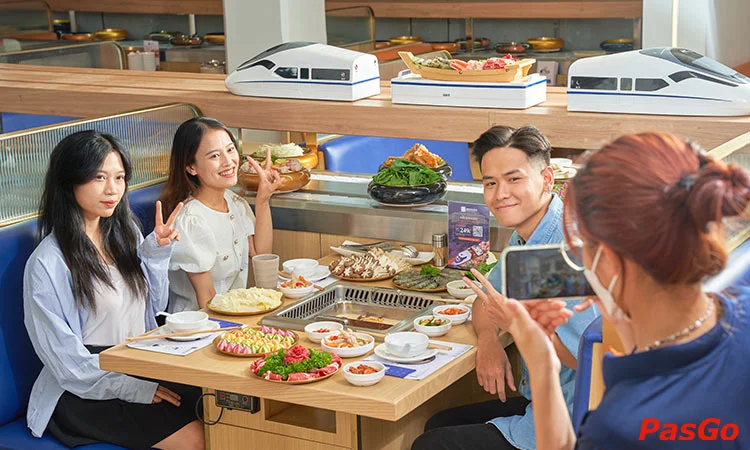 Nhà hàng Shang Chi Taiwanese Rotary Hotpot Trung Hòa Buffet lẩu băng chuyền Đài Loan 7