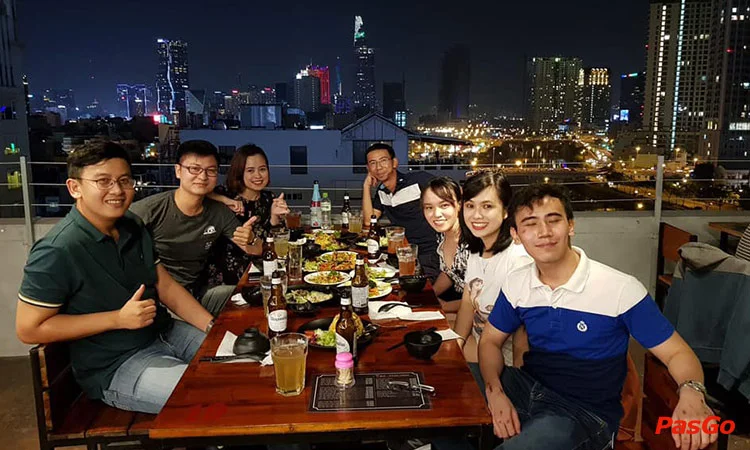 nha-hang-st-rooftop-vo-van-kiet-10