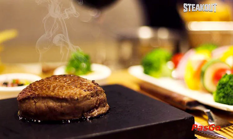 nha-hang-steakout-tran-hung-dao-slide-2