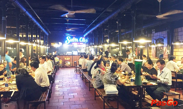 nha-hang-suon-cay-nuong-va-beer-cong-hoa-11