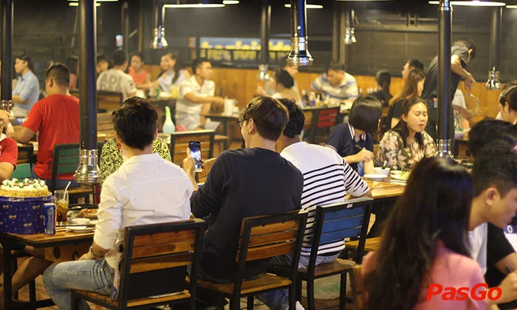 nha-hang-suon-cay-nuong-va-beer-phan-dang-luu-9
