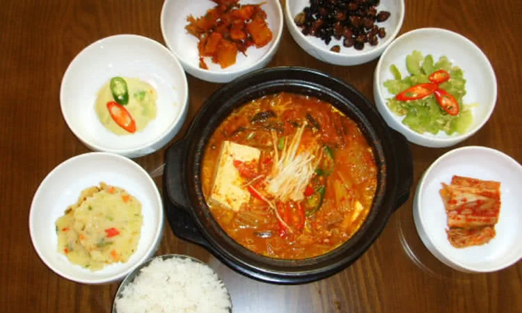 nha-hang-suon-nuong-han-quoc-nguyen-binh-khiem-8