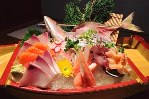 nha-hang-sushi-hokkaido-sachi-dong-du-anh-1