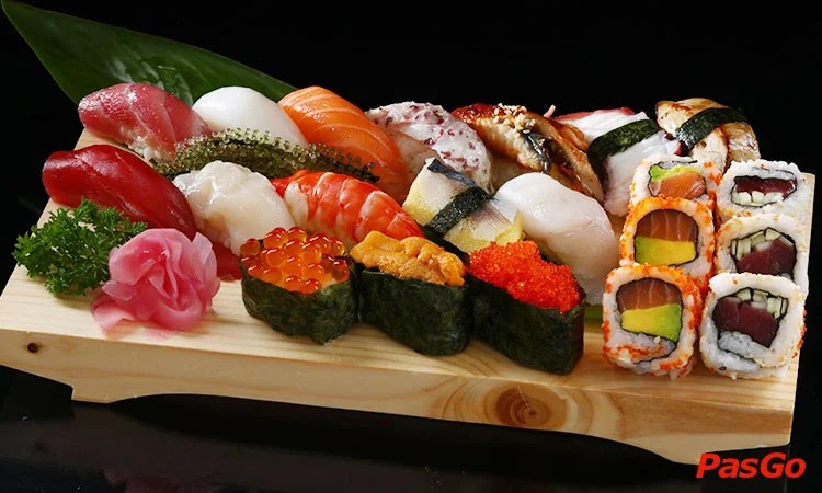 nha-hang-sushi-ko-le-thanh-ton-4