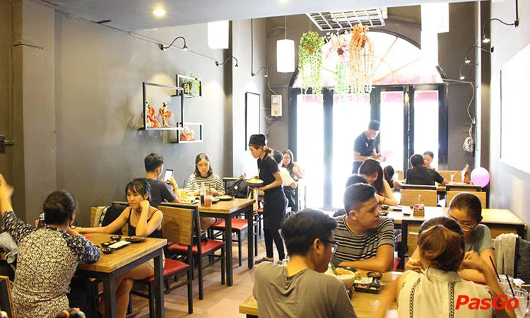 nha-hang-sushi-masa-thach-thi-thanh-1