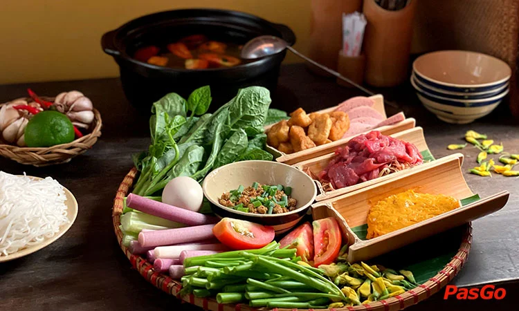 nha-hang-tam-rieu-ly-chinh-thang-9