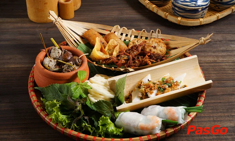 nha-hang-tam-rieu-phan-xich-long-slide-7