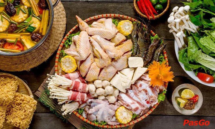 nha-hang-tay-vuong-quan-linh-dam-6