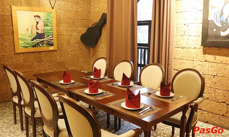 anchor-wine-boutique-and-restaurant-le-loi-7