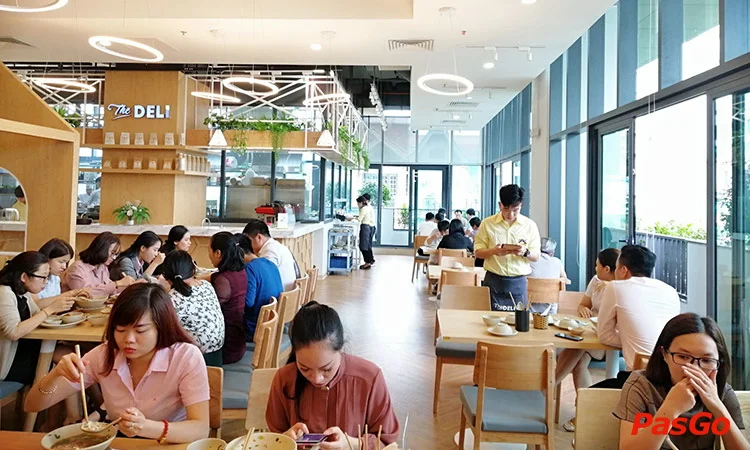 nha-hang-the-deli-the-legend-nguyen-tuan-1