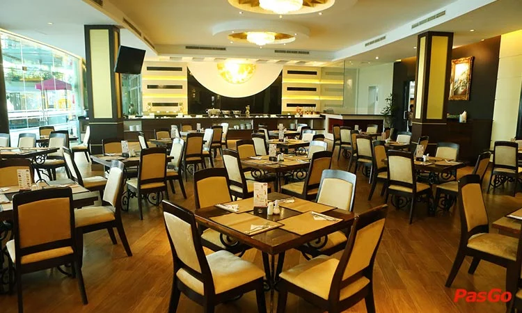 nha-hang-tivoli-the-hanoi-club-hotel-10