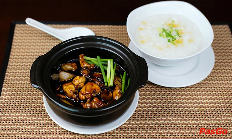nha-hang-tivoli-the-hanoi-club-hotel-2