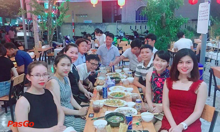 nha-hang-tom-cang-xanh-nguyen-van-thoai-12