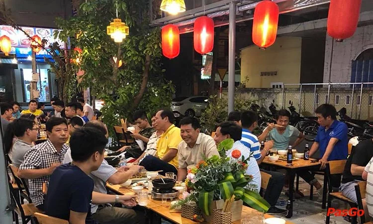 nha-hang-tom-cang-xanh-nguyen-van-thoai-9