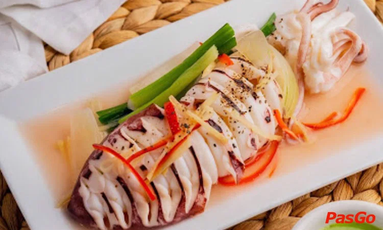 nha-hang-tplus-bbq-world-le-thanh-ton-11