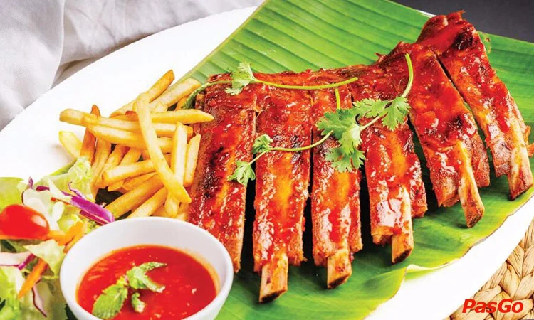 nha-hang-tplus-bbq-world-le-thanh-ton-8