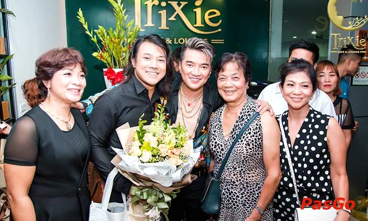 nha-hang-trixie-cafe-&-lounge-thai-ha-9