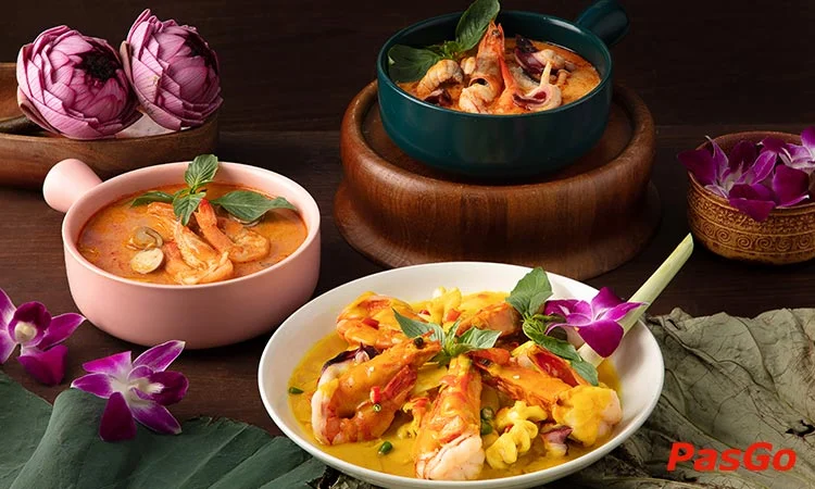 Nhà hàng TSFThai Street Food Khúc Thừa Dụ chuẩn vị món Thái truyền thống 6