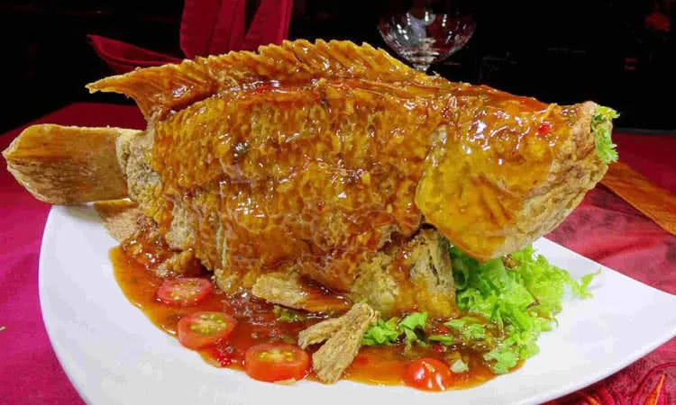 nha-hang-vietheritage-restaurant-48a-vo-van-tan-quan-3-1