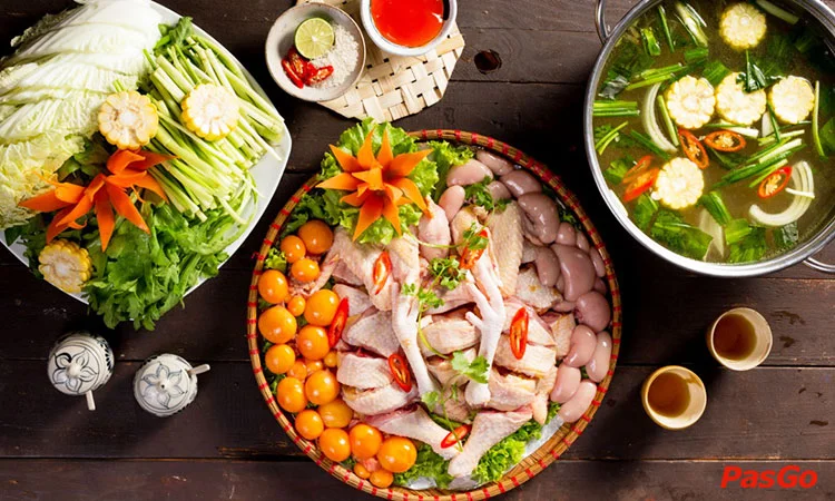 nha-hang-vuong-quoc-ga-xa-la-ha-dong-5