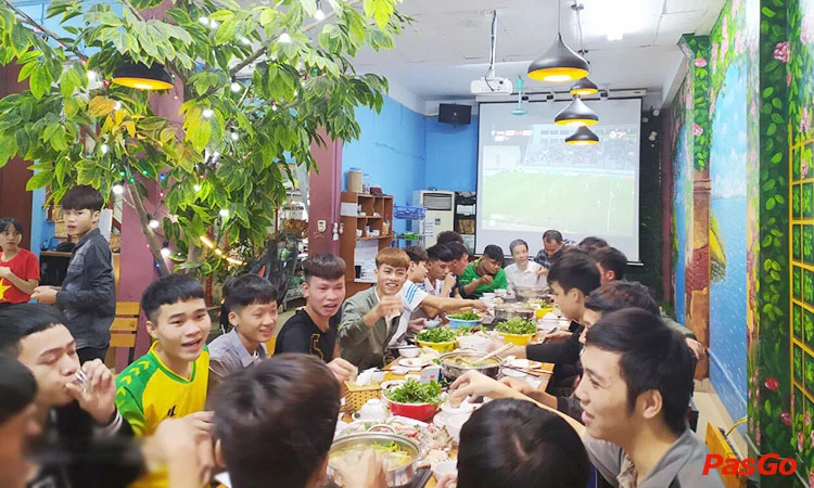 nha-hang-vuong-quoc-ga-xa-la-ha-dong-9