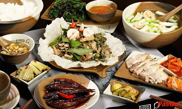nha-hang-vy-da-phan-boi-chau-7