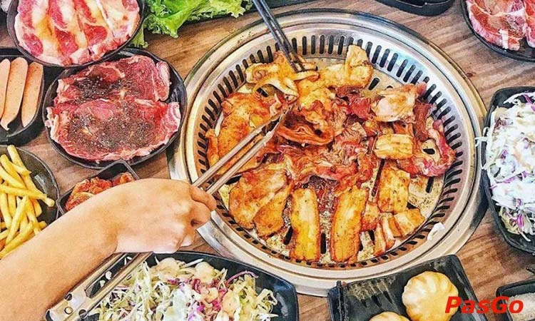 Nhà hàng Wang Buk Phùng Khoang Chuyên Buffet Lẩu Nướng 3