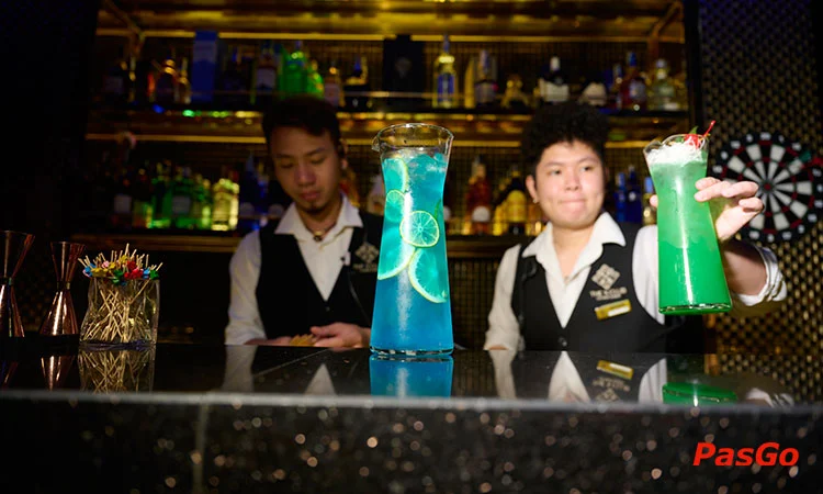 Nhà hàng X Club & Lounge Trần Bình không gian náo nhiệt sau giờ làm 3