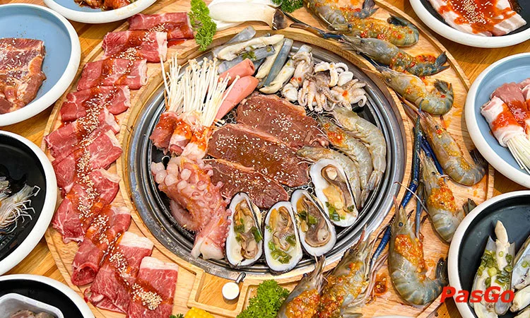 Nhà hàng Yaki Yaki Yo Tây Thạnh Buffet Nướng Lẩu Băng Chuyền độc lạ Sài Gòn 2
