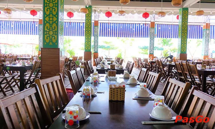 phuong-tre-viet-duong-hoang-sa-slide-2
