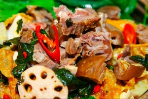 quan-an-gia-dinh-dai-duong-hap-dan-huong-vi-viet-2