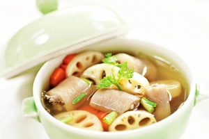 quan-an-gia-dinh-dai-duong-hap-dan-huong-vi-viet-4