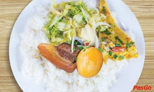 quan-com-hue-nhu-thai-phien-da-nang-3