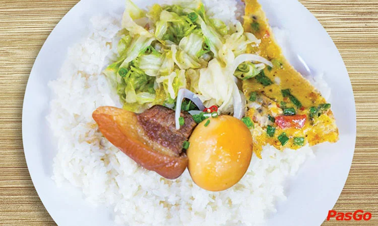 quan-com-hue-nhu-thai-phien-da-nang-3