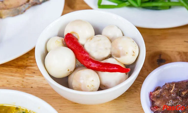 quan-com-hue-nhu-thai-phien-da-nang-9