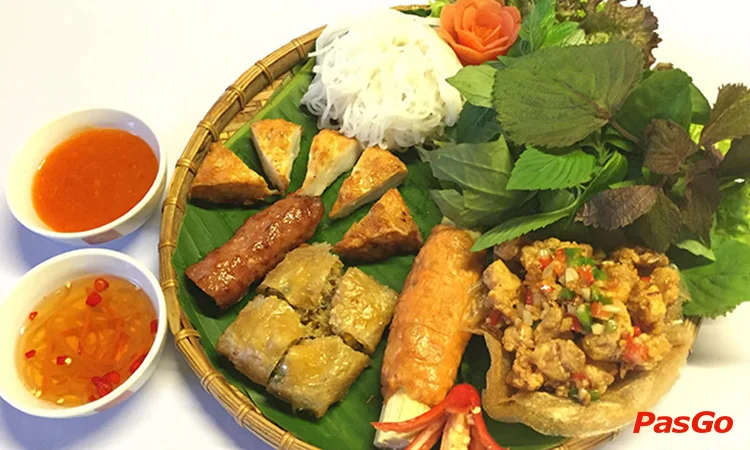quan-ngon-138-nam-ky-khoi-nghia-12