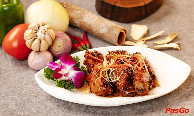 ri8-restaurant-coffee-pho-quang-1