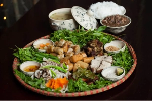 royal-pig-nguyen-huu-tho-mon-an-1