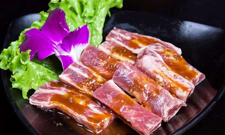 shiki-bbq-kham-pha-the-gioi-buffet-lau-nuong-chuan-nhat-6