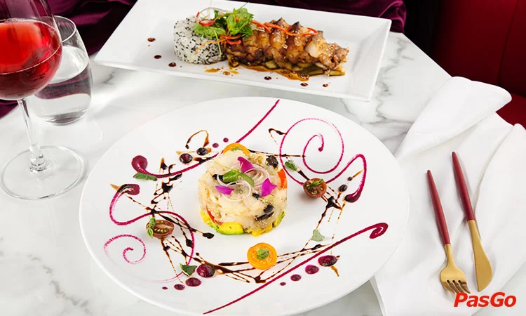 shri-restaurant-&-lounge-nguyen-thi-minh-khai-4