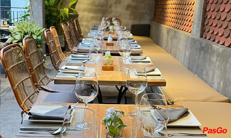 chanh-bistro-rooftop-saigon-ly-tu-trong-10