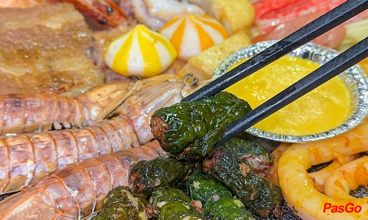 Slide hải sản sốt quận tư 7
